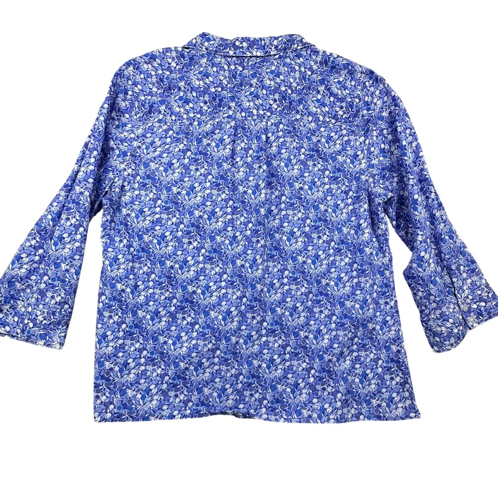 St Johns Bay Womens Blue Floral Berry Print 100% Cotton Button Down Shirt Large - Picture 3 of 15